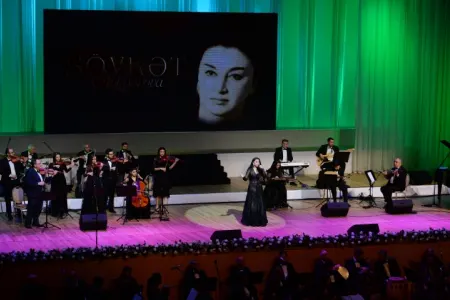 Şövkət Ələkbərovanın xatirə gecəsi keçirildi