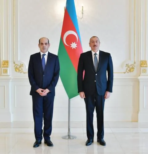 İlham Əliyev İordaniya və Qətərin yeni səfirlərinin etimadnaməsini qəbul etdi - FOTOLAR