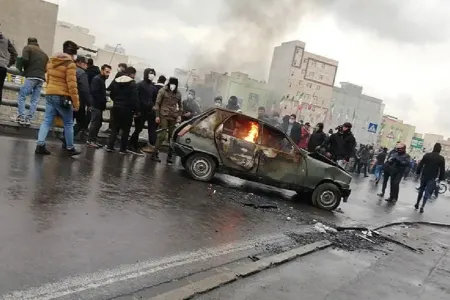 İran benzinin bahalaşmasına görə 5 dollar - TƏZMİNAT ÖDƏYƏCƏK