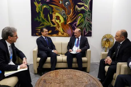 Əbülfəs Qarayev İSESKO-nun baş direktoru ilə görüşdü