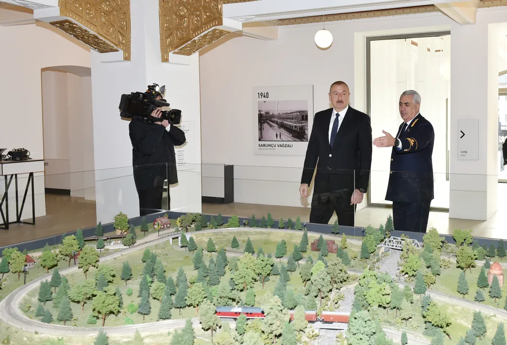 Prezident Pirşağı dəmir yolu stansiyasının - AÇILIŞINDA - FOTOLAR - VİDEO - YENİLƏNDI-2