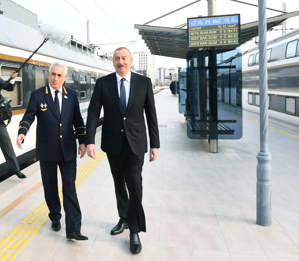 Prezident Pirşağı dəmir yolu stansiyasının - AÇILIŞINDA - FOTOLAR - VİDEO - YENİLƏNDI-2