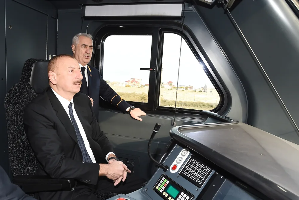 Prezident Pirşağı dəmir yolu stansiyasının - AÇILIŞINDA - FOTOLAR - VİDEO - YENİLƏNDI-2