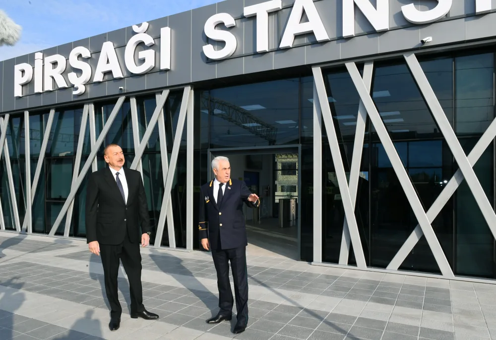 Prezident Pirşağı dəmir yolu stansiyasının - AÇILIŞINDA - FOTOLAR - VİDEO - YENİLƏNDI-2