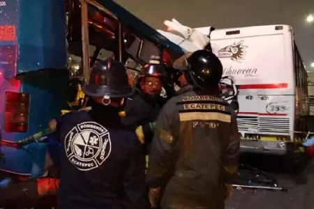 Zəncirvari avtobus qəzası - 11 NƏFƏR ÖLDÜ