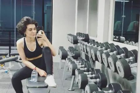 Ərini döyməkdə ittiham edilən Elçin Əlibəylinin həyat yoldaşı - ELƏ FOTOLAR PAYLAŞDI Kİ...