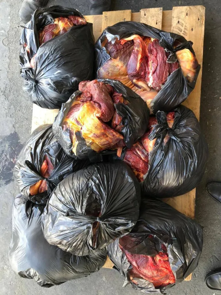 "Vasmoy" bazarında 220 kiloqram yararsız - ƏT AŞKARLANDI - FOTO