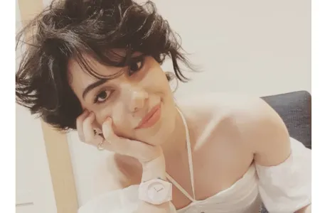 Elçin Əlibəylinin xanımı Dilrubə: - "İstanbula köçürük, televiziyaların birində çalışacağam"