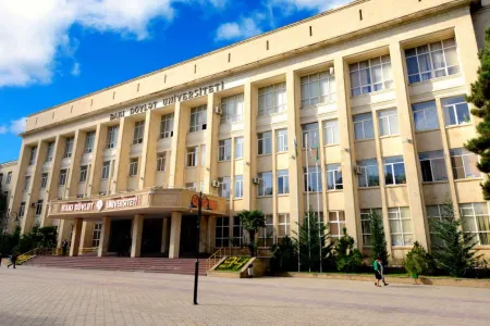BDU-nun yataqxanasında 3 tələbə qız zəhərləndi, - ONLARDAN 1-i ÖLDÜ
