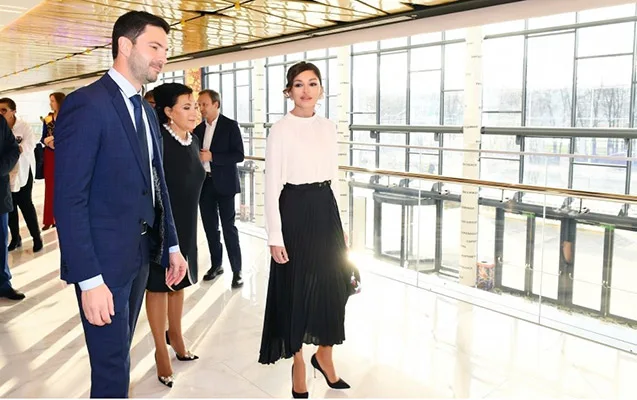 Mehriban Əliyeva Gimnastika Mərkəzi ilə tanış oldu