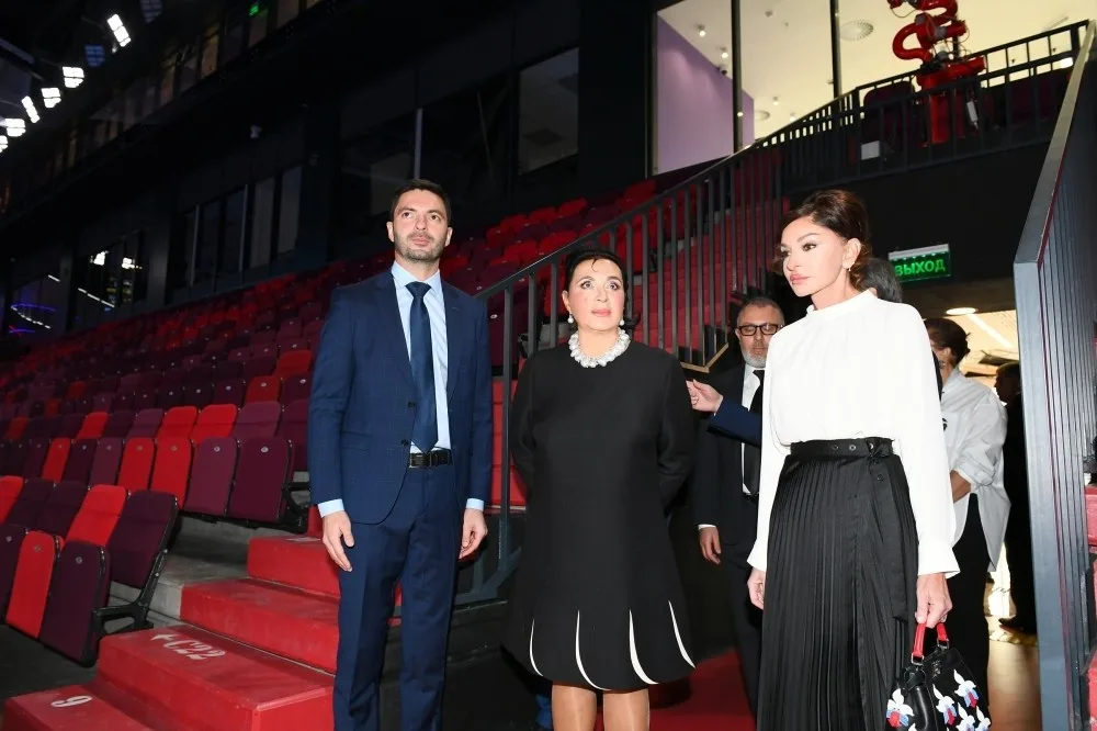 Mehriban Əliyeva Gimnastika Mərkəzi ilə tanış oldu