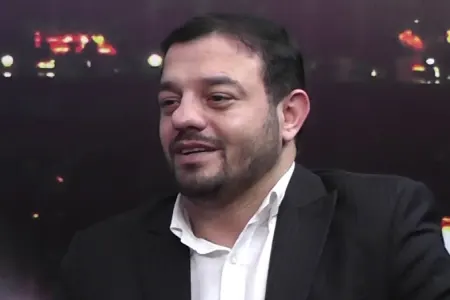 Politoloqlar danışdı: - Diplomatik pasportu olan Ata Abdullayevi Paşinyana yalvarmağa kim göndərmişdi?