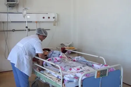 Bir ailənin 7 üzvü zəhərləndi - 4-ü azyaşlıdır
