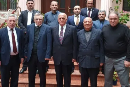Milli Qəhrəman anası Əli İnsanova: - “Mənim adımı hallandırmayın”