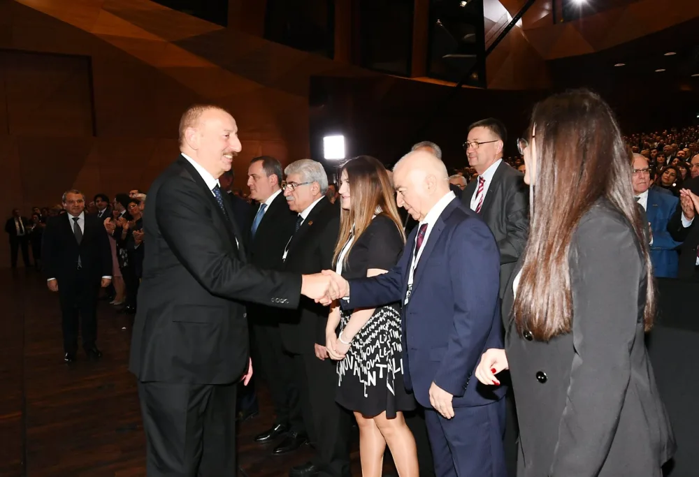 Prezident BDU-nun 100 illik yubileyində - FOTO- VİDEO - YENİLƏNDİ 2
