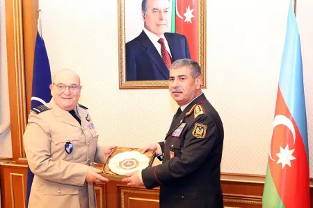 Zakir Həsənov NATO generalı ilə - GÖRÜŞDÜ