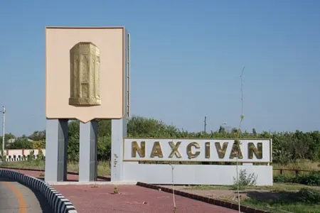Naxçıvana səfər edən İran vətəndaşları üçün viza rejimi - LƏĞV EDİLDİ