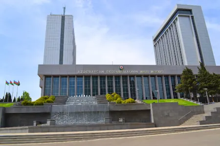 YAP-çı deputatlar parlamentin buraxılması üçün MM-ə müraciət etdilər