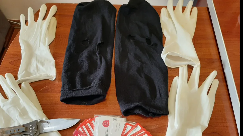 ​Bakıda köşkə basqın edən maskalı şəxslər - ƏLƏ KEÇDİ - FOTO - VİDEO