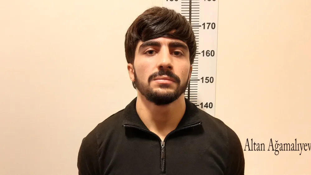 ​Bakıda köşkə basqın edən maskalı şəxslər - ƏLƏ KEÇDİ - FOTO - VİDEO