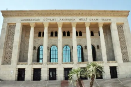 Milli Dram Teatrında Cəfər Cabbarlının 120 illiyi münasibətilə - "Yaşar" tamaşası nümayiş olunub