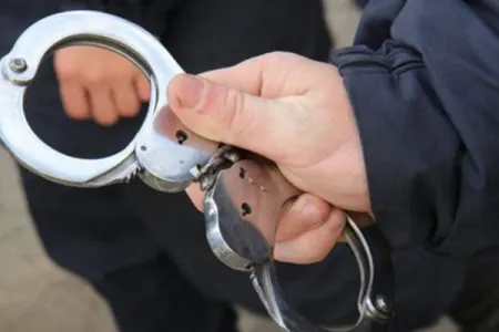 Axundun oğlu içkili vəziyyətdə saxlanıldı