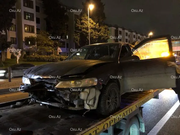 Bakıda toqquşan avtomobillər tanınmaz hala düşdü - hamilə xəsarət aldı