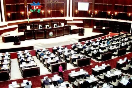 Parlamentin sonuncu iclası - BAŞLADI