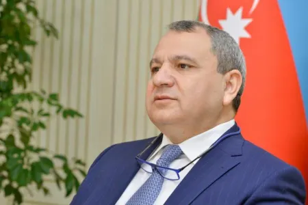 "3 tələbənin zəhərlənməsi yemək kartı ilə bağlı deyil"- - Rektor AÇIQLADI