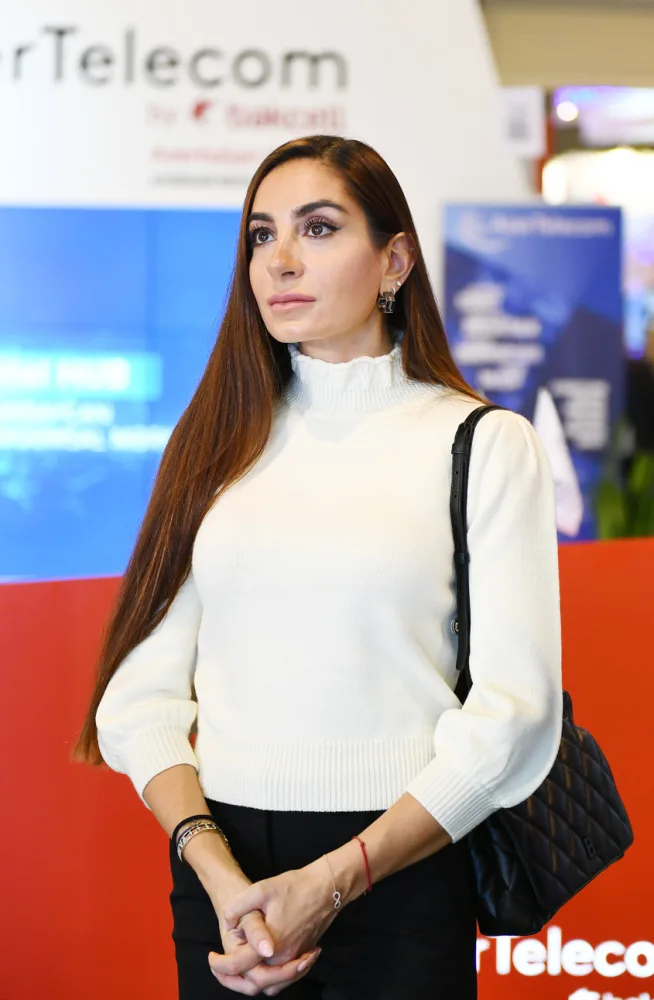 Prezident və xanımı "Bakutel-2019” - SƏRGİSİNDƏ