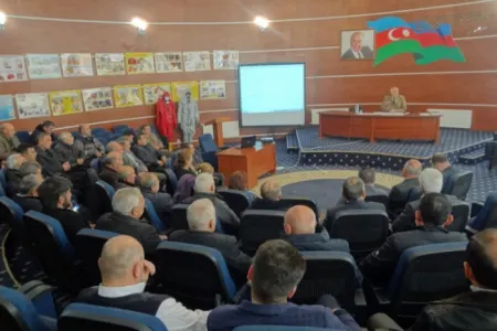 FHN-in Gəncə Regional Mərkəzində - MÜŞAVİRƏ KEÇİRİLDİ