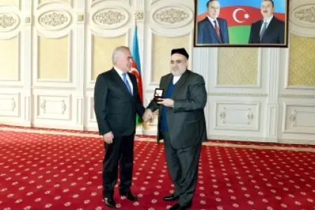 Naxçıvanda Şeyxülislam Allahşükür Paşazadənin 70 illik yubileyi qeyd olunub