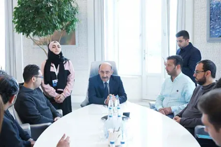 Əbülfəs Qarayev onlarla görüşdü