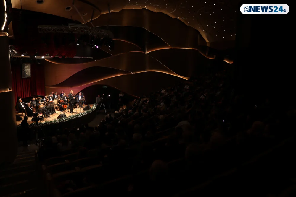 Xalq şairi Nəbi Xəzrinin 95 illiyinə həsr olunmuş ədəbi-bədii gecə keçirilib - FOTOLAR