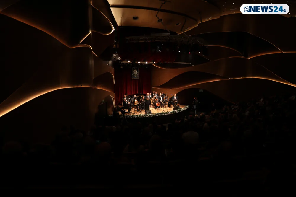 Xalq şairi Nəbi Xəzrinin 95 illiyinə həsr olunmuş ədəbi-bədii gecə keçirilib - FOTOLAR