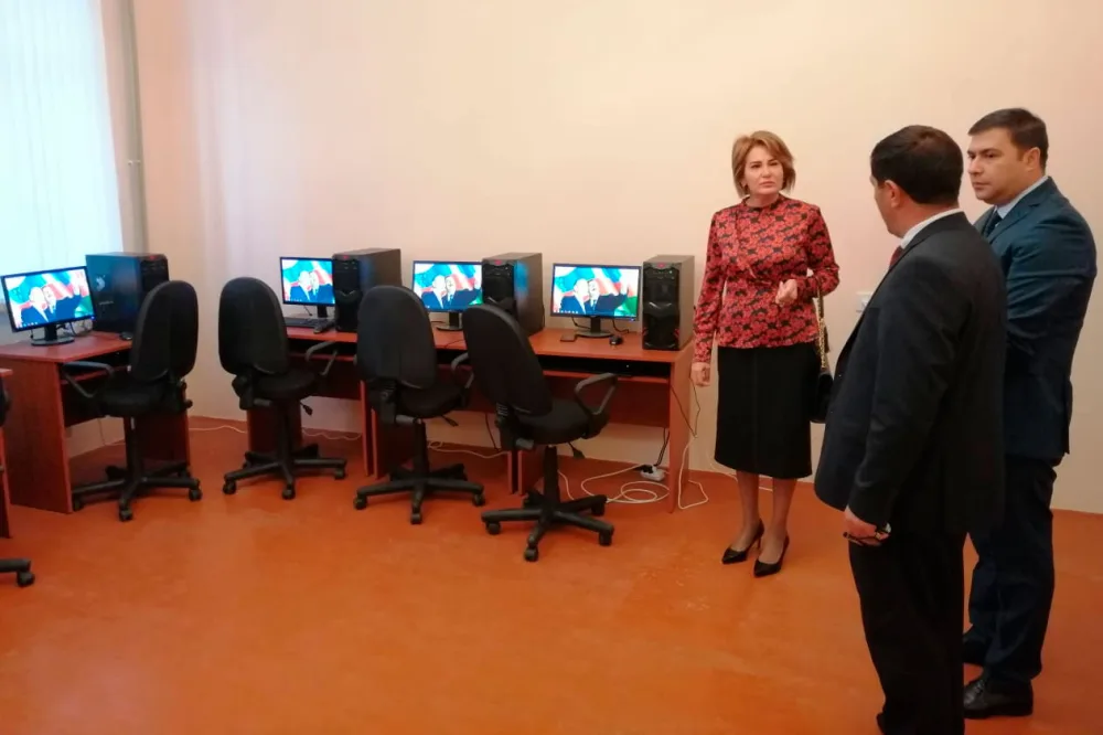 Məhəbbət Vəliyeva Beyləqan rayonunda orta məktəbdə olub - FOTOLAR