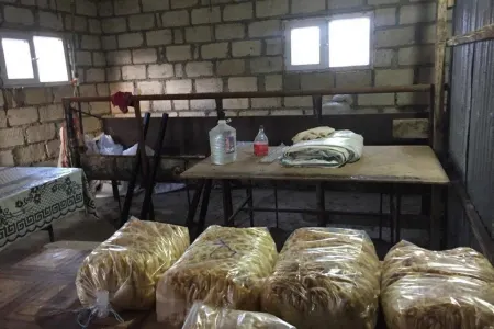 Görün, pendiri harda hazırlayırmış - FOTO