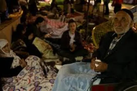 Türkiyədə həyəcan dolu anlar- - əhali küçələrə axışdı