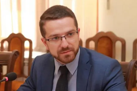 Ermənistanın təhsil nazirinin müavini həbs edildi