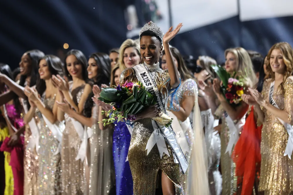 Kainat gözəli - O SEÇİLDİ - FOTO - VİDEO