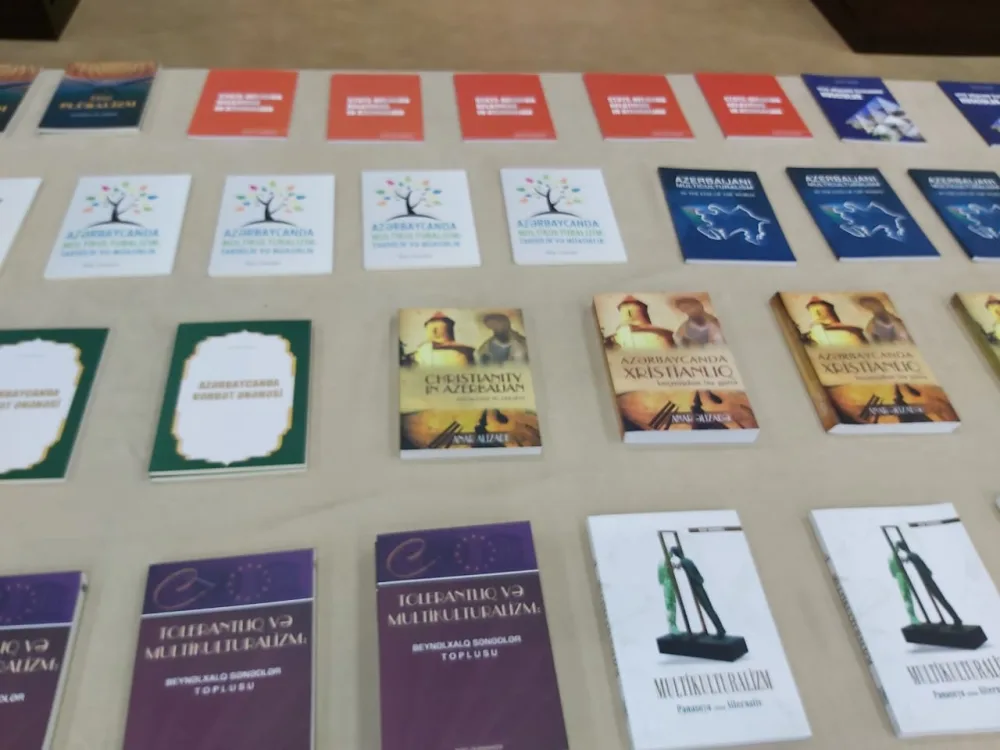 İslami, multikultural və tolerant dəyərlər haqda 122 kitab - SƏRGİ