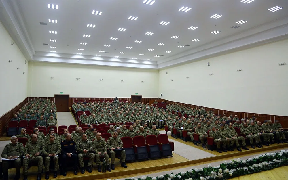 Azərbaycan Ordusunun komandir heyətinin toplanışı keçirilir - FOTO