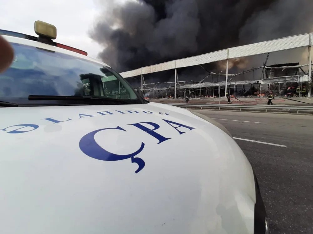 DYP rəisi yanğın ərazisində - yol hərəkətini tənzimlədi - FOTOLAR