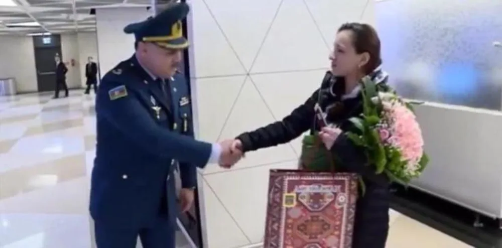 Ölkəmizə gələn 3 milyonuncu xarici qonaq belə qarşılandı- " - FOTOLAR