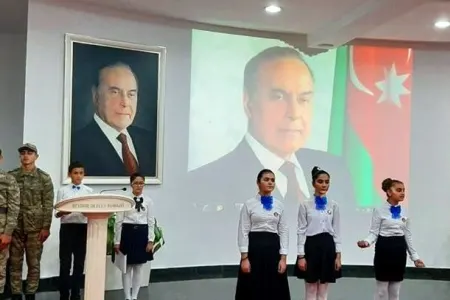 Ümummilli liderin xatirəsi təhsil müəssisələrində - anıldı-FOTOLAR