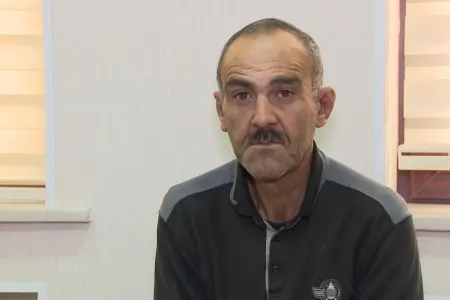 Bakıda 90 yaşlı qadının boyunbağısını vəhşicəsinə qopardı - GÖRÜNMƏMİŞ OĞURLUQ - VİDEO