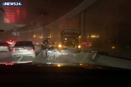 Bakıda yol polislərindən - NÜMUNƏVİ HƏRƏKƏT – FOTO