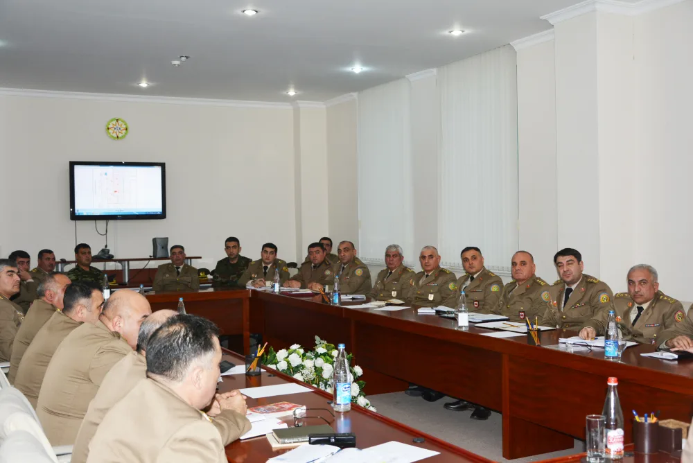 FHN-də “EuroHome”da baş vermiş yanğınla bağlı - MÜŞAVİRƏ KEÇİRİLDİ - FOTO