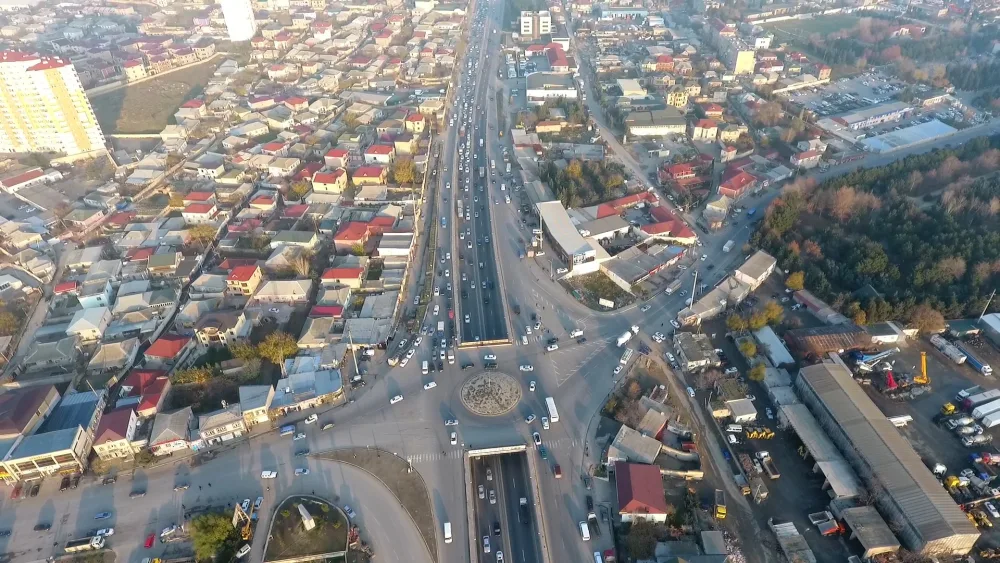 ŞAD XƏBƏR! Bu yolda tıxac problemi aradan qaldırılır - FOTO