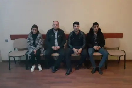 Qazaxda jurnalist adıyla - DƏLƏDUZLUQ ETDİLƏR - FOTO